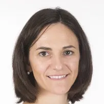 Dr Maria Estebanez
